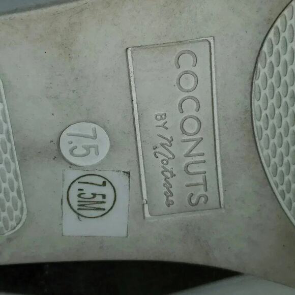 Coconut by Matisse Green Size 7.5M Sneakers - Picture 11 of 13